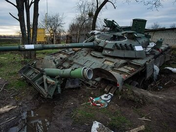 Zniszczony rosyjski czołg