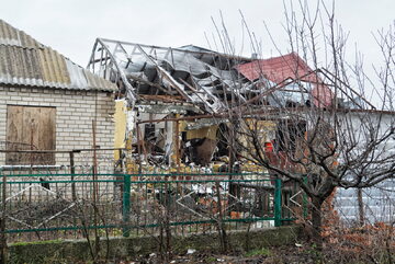 Zniszczony ukraiński dom