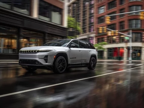 Jeep Wagoneer S 2024
