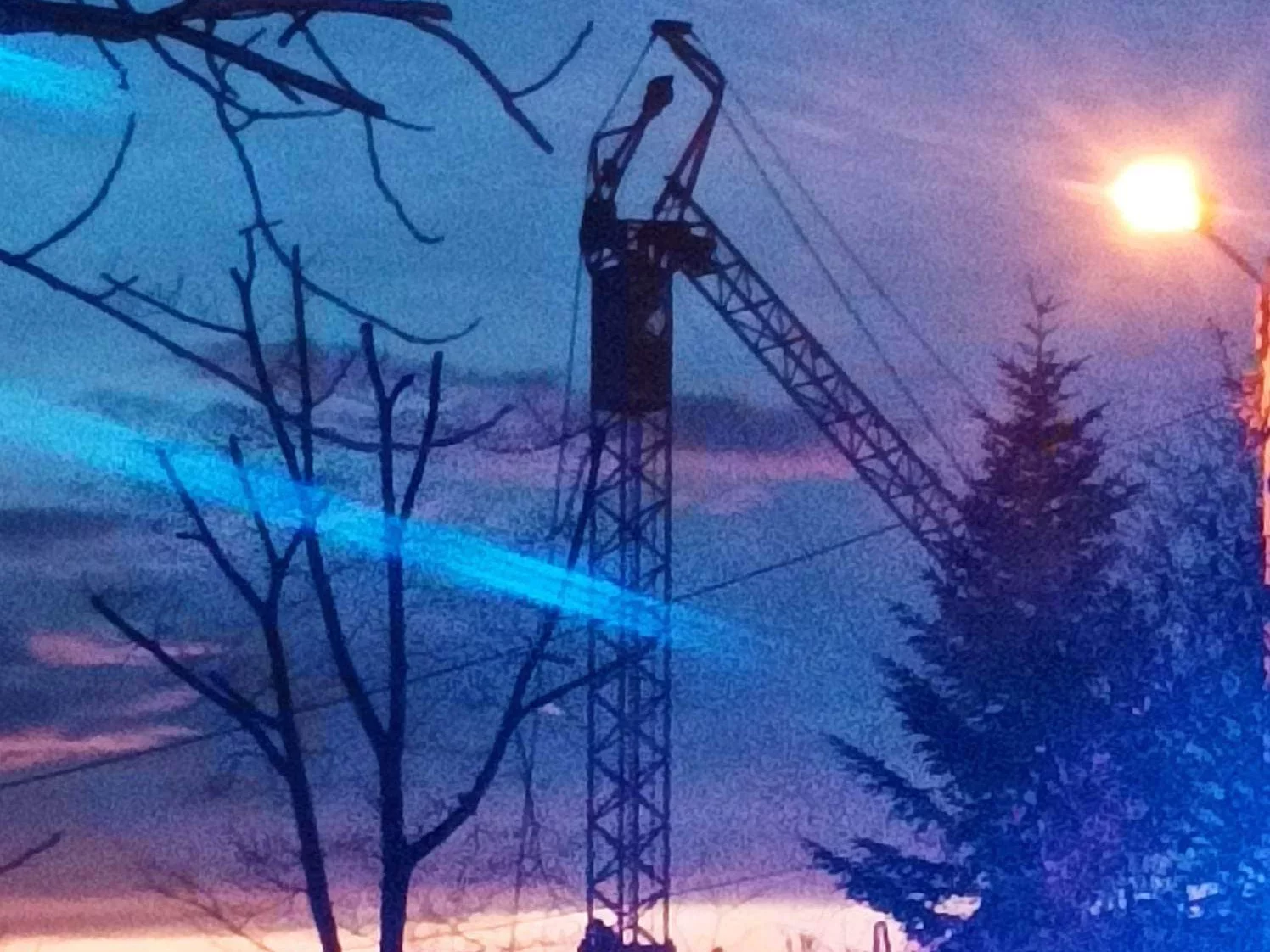 Złamany żuraw budowlany w Wieliczce